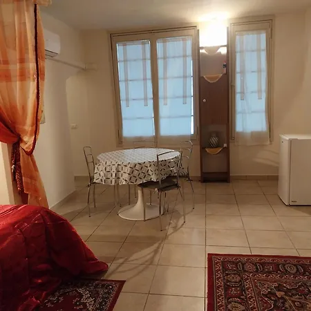 Casa La Maison De Losyram Art * Salerno