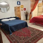 Pensionat Casa La Maison De Losyram Art Salerno